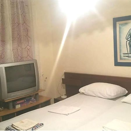 Communist Style Apartment Tiran Dış mekan fotoğraf